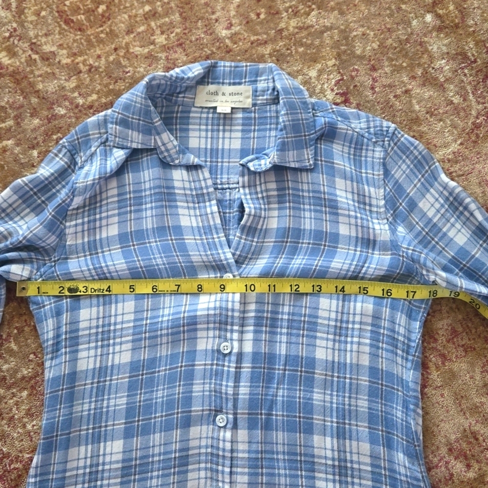 Cloth & Stone Women's Plaid Flannel Shirt - Picture 2 of 7